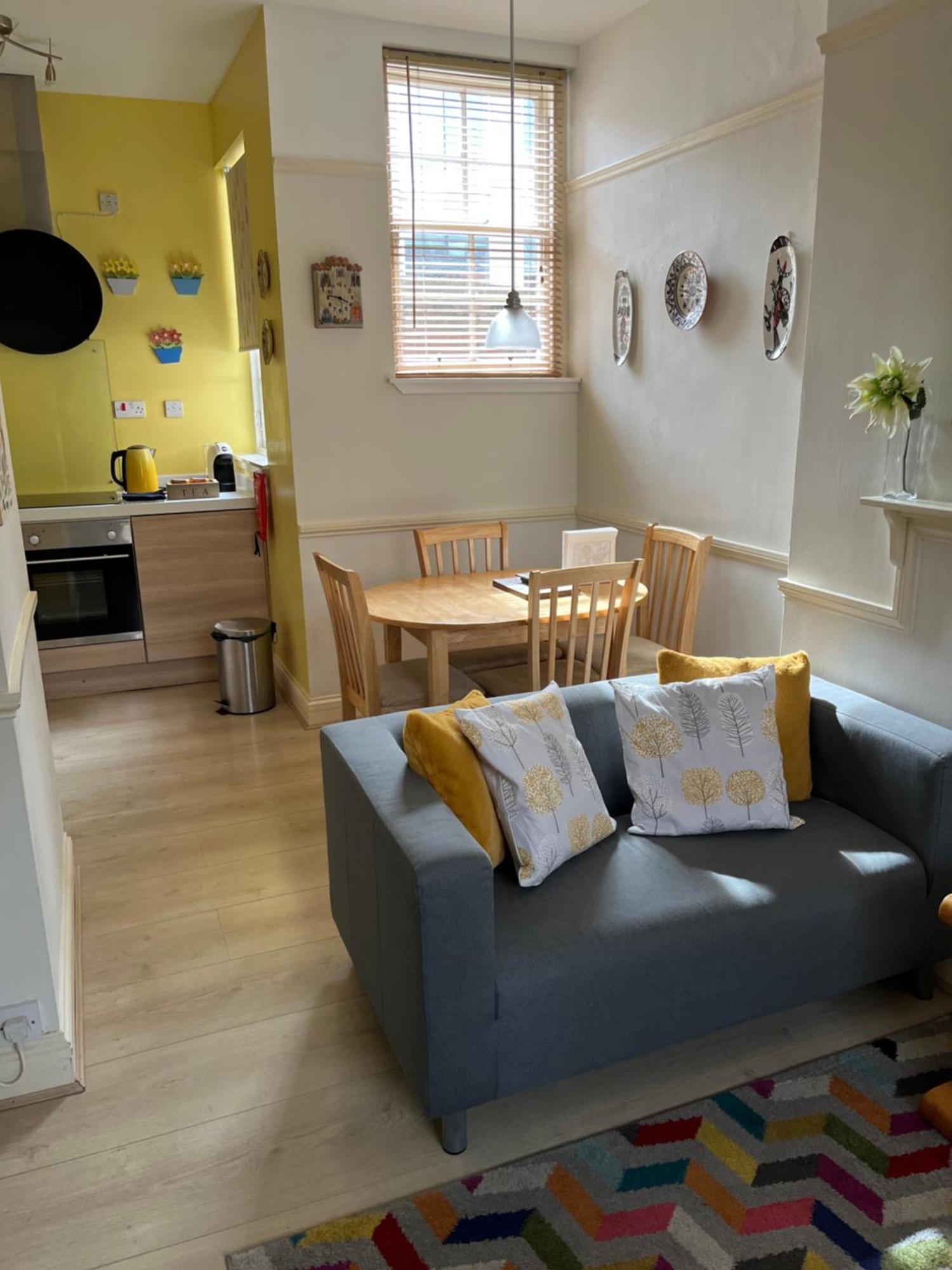The Cosy Courtyard Apartment Edinburgh Exterior photo